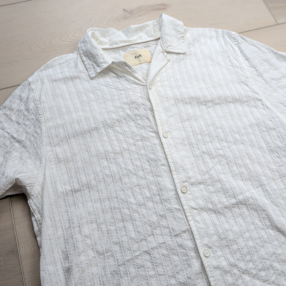 Folk Camp Shirt Mens Large White Textured Vertical Stripe Short Sleeve Button Up